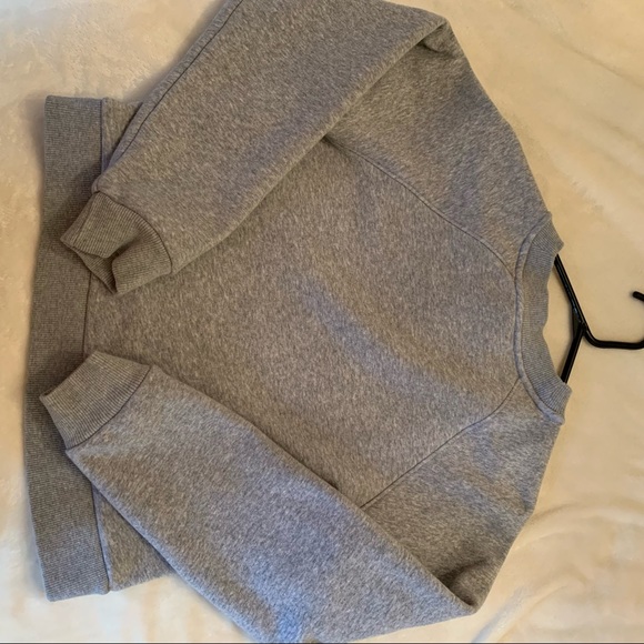 Aritzia Sunday best Crewneck sweater grey - Picture 10 of 16